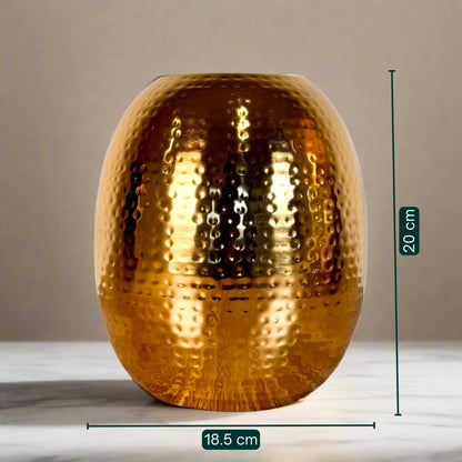 Oval Vase Hammered - Gold